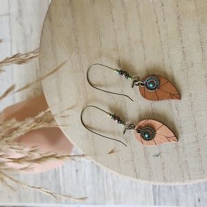 Lovely Lightweight Leaf 🍃 Wooden Earrings